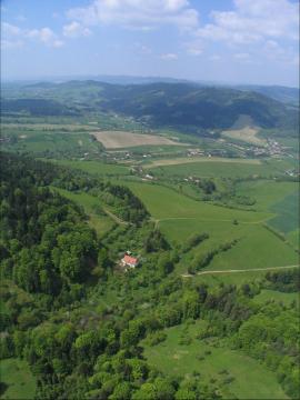 Letecké snímky našej obce z roku 2004 Letecké snímky našej obce z roku 2004