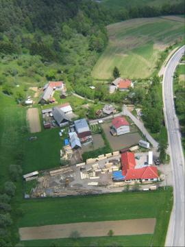 Letecké snímky našej obce z roku 2004 Letecké snímky našej obce z roku 2004