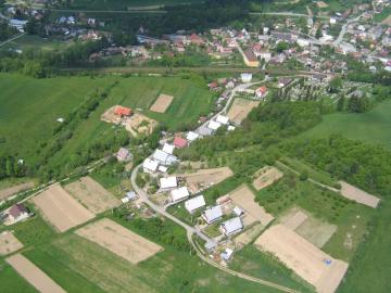 Letecké snímky našej obce z roku 2004 Letecké snímky našej obce z roku 2004